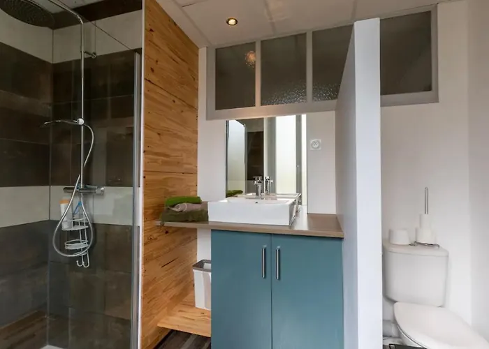 N 5 De Gamme Les Bains Avec Petit Dejeuner *